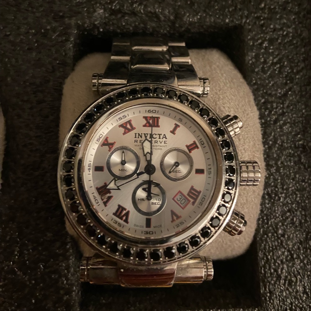 Invicta watch, like new!!